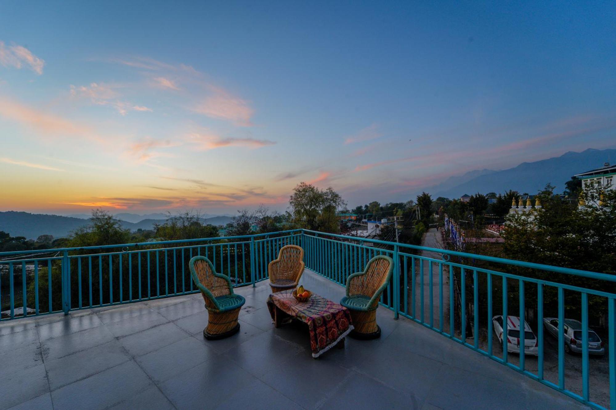 Hotel Chokling Arthouse - The Treasure Of Himalayas Bīr Exterior foto