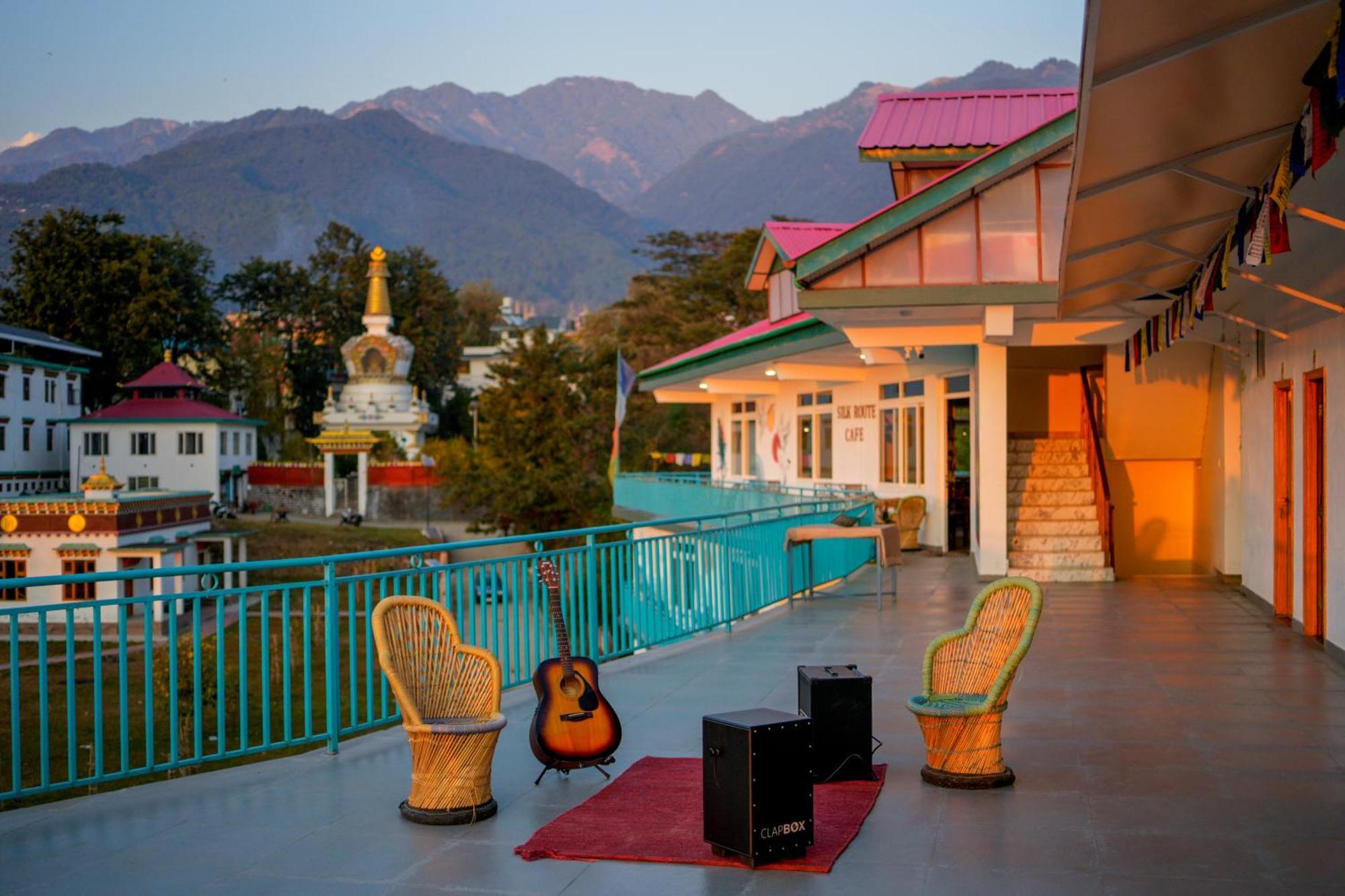Hotel Chokling Arthouse - The Treasure Of Himalayas Bīr Exterior foto
